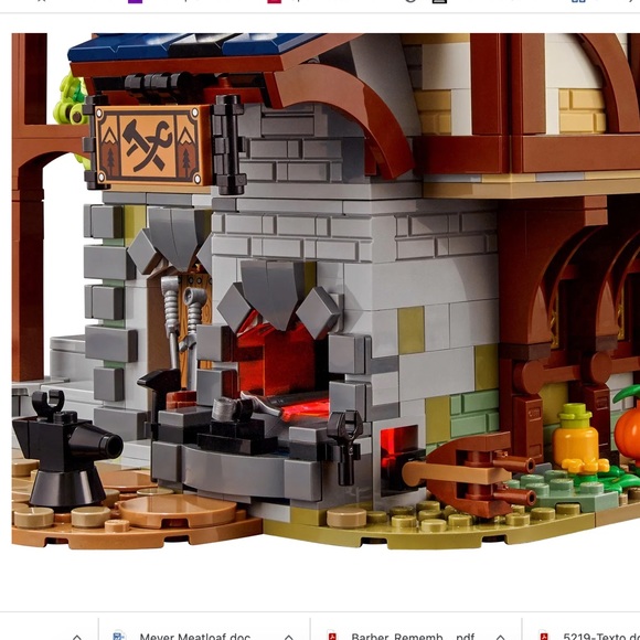 New in box LEGO® Ideas 21325 Medieval Blacksmith - Picture 7 of 12